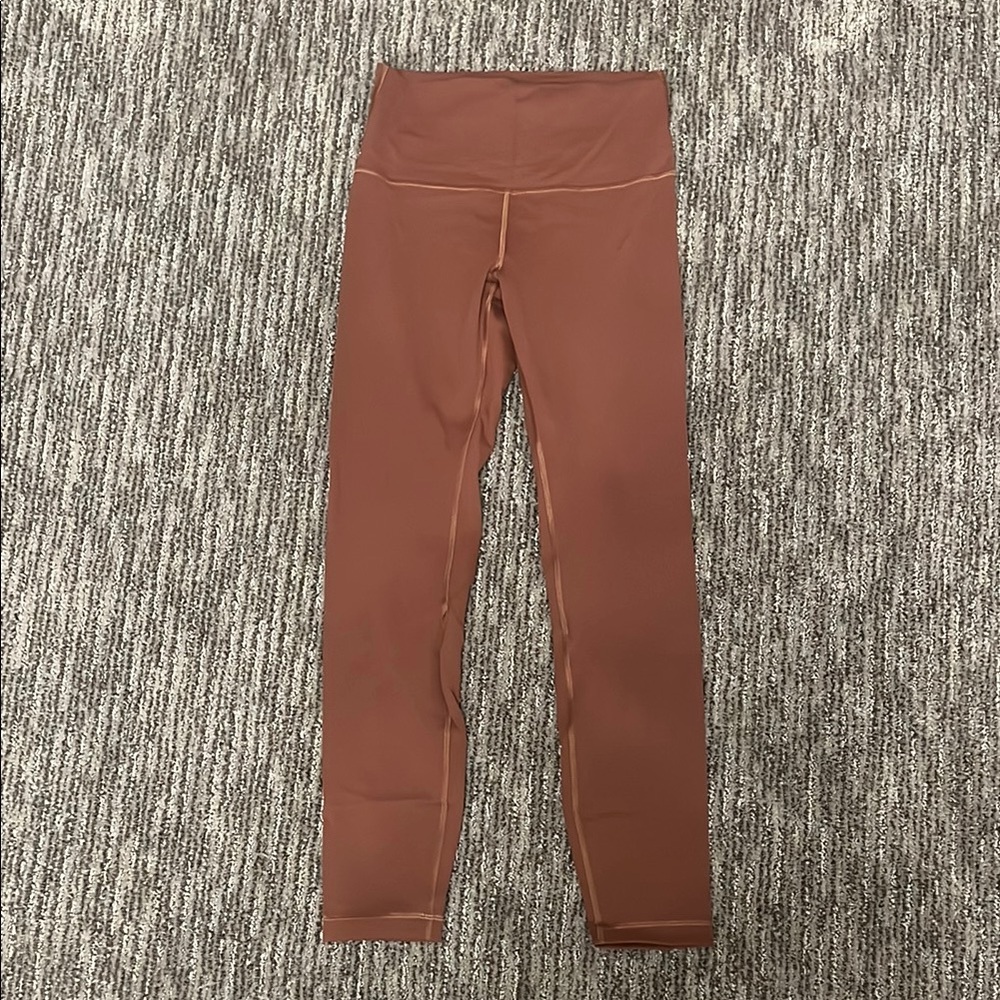 Lululemon Wunder Train 25"